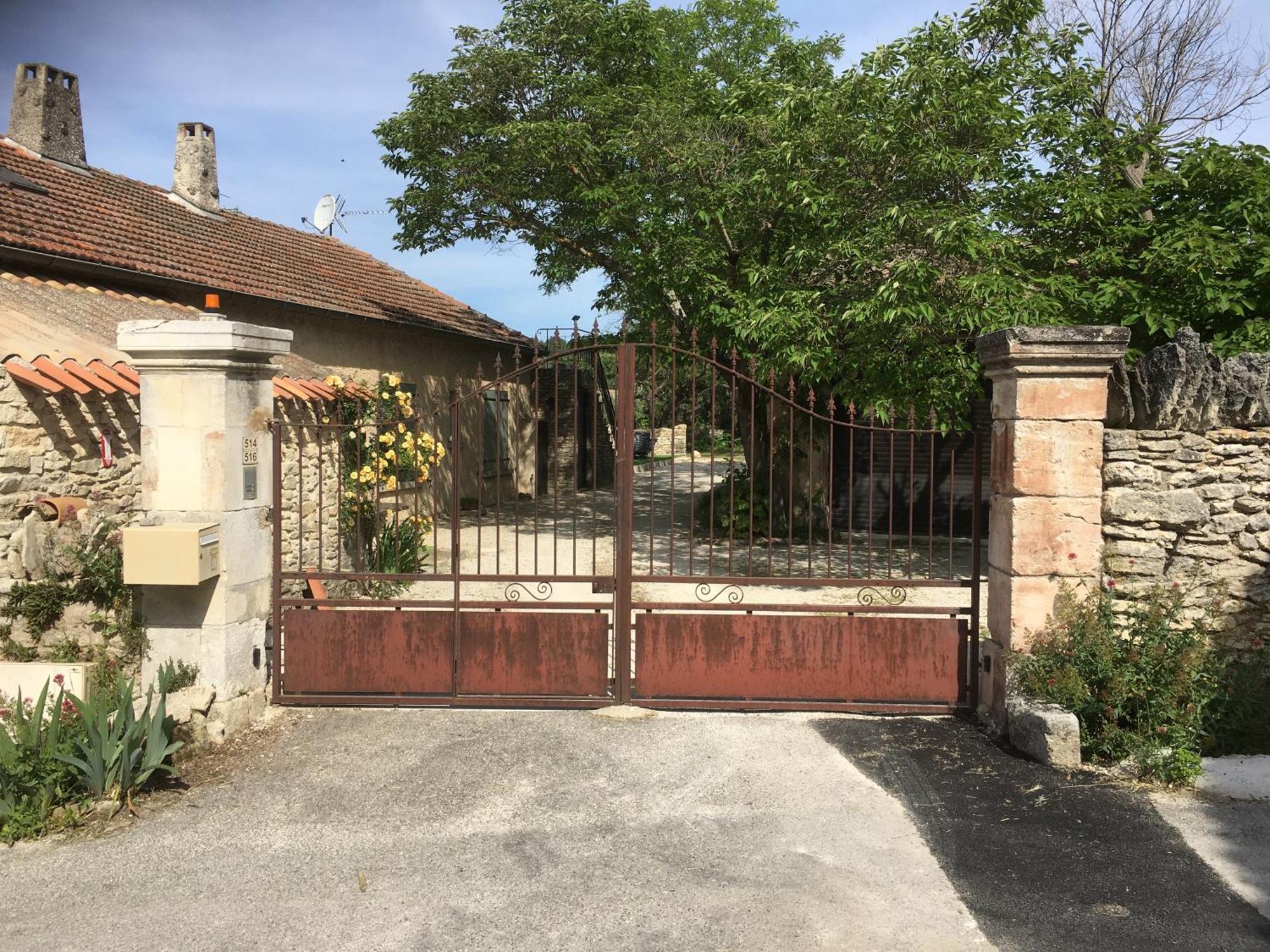 Les Juliens Apartment Gordes Exterior photo
